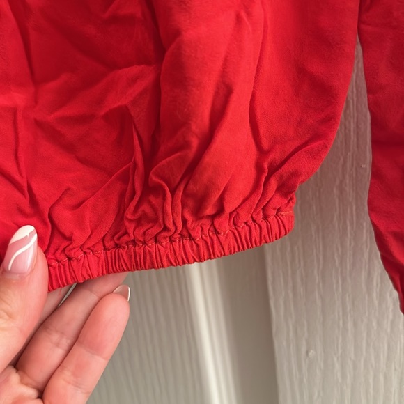 Brandy Melville off the shoulder red top - Picture 3 of 5